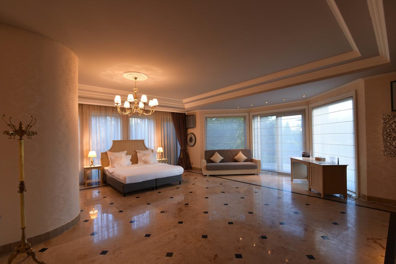 Lacul Verde Resort Плоещ Екстериор снимка